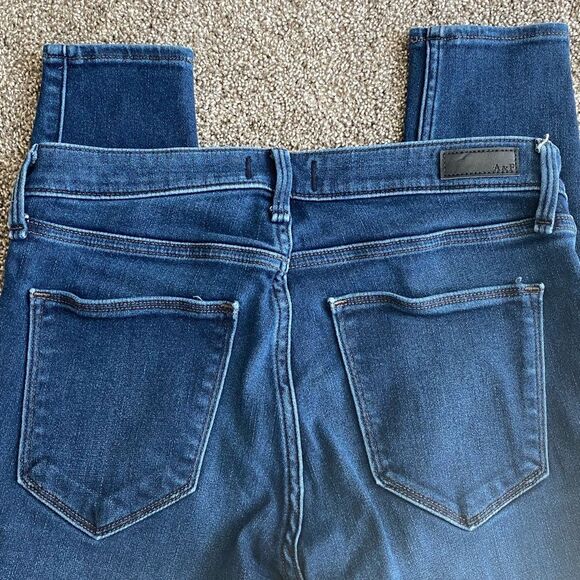 Abercrombie & Fitch Mid-Rise Jean Leggings - Size 28 (6R) - Picture 6 of 8